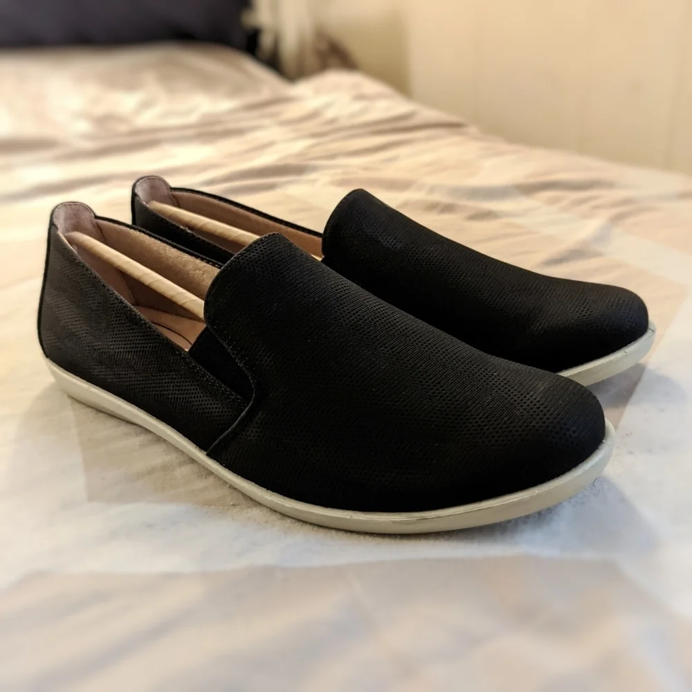 LifeStride Women's Neon Loafer